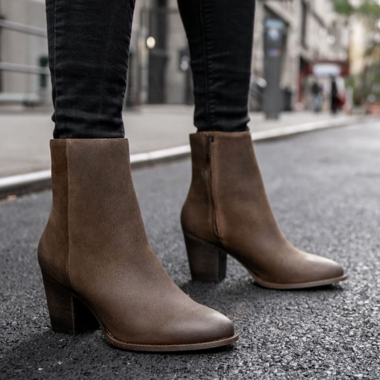 Thursday Boots Highline Frauen DLHT424 Schuhe Savanne