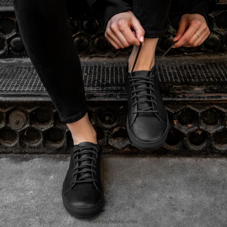 Thursday Boots Premier Low Top Frauen DLHT456 Schuhe schwarzes Vachetta