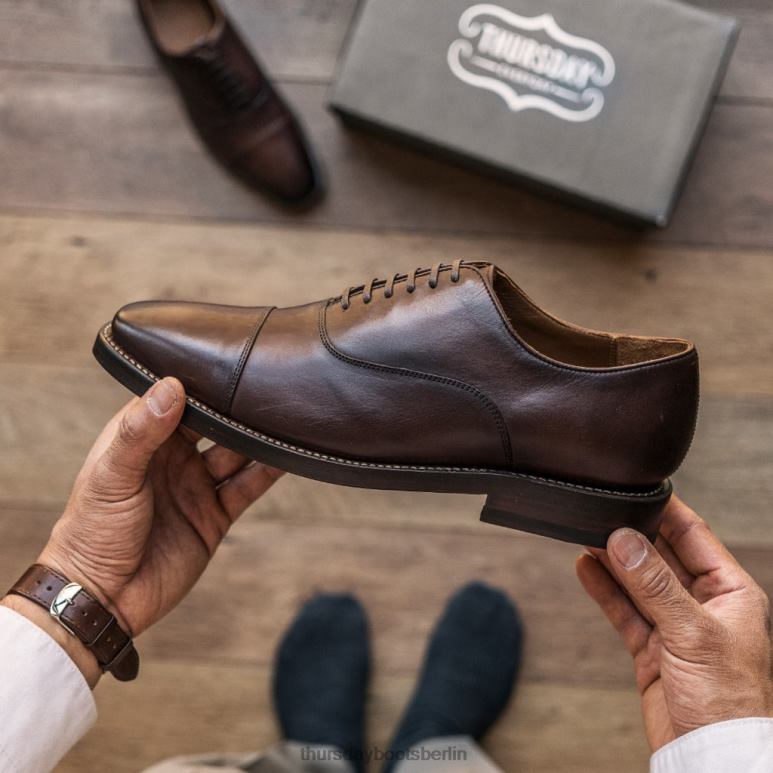 Thursday Boots Exekutive Männer DLHT203 Schuhe Kastanie