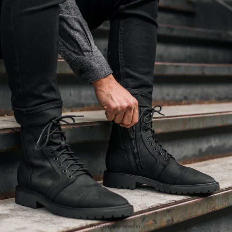 Thursday Boots Casa Moto Männer DLHT20 Schuhe schwarz matt